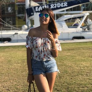 Meet your Posher, Mary karla